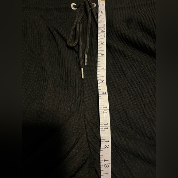 Bebe Size:2X Women Set  ALLOVER Rib Hoodie/ ALLOVER Rib Hoodie Jogger Black - Picture 10 of 15